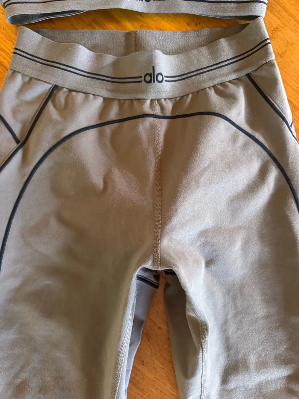 ALO Yoga used good